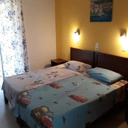 Apartment Christina Apts And Mesongí